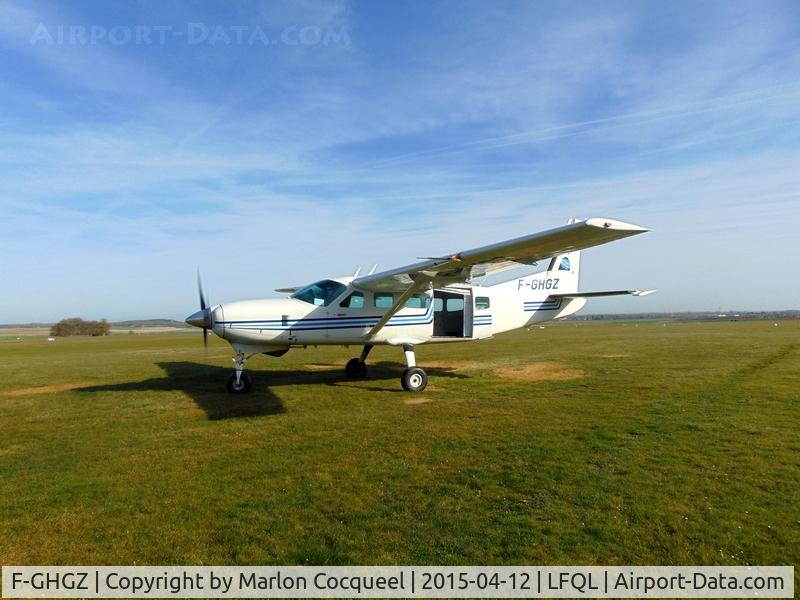 F-GHGZ, 1990 Cessna 208 Caravan I C/N 208-00188, GZ taxiing