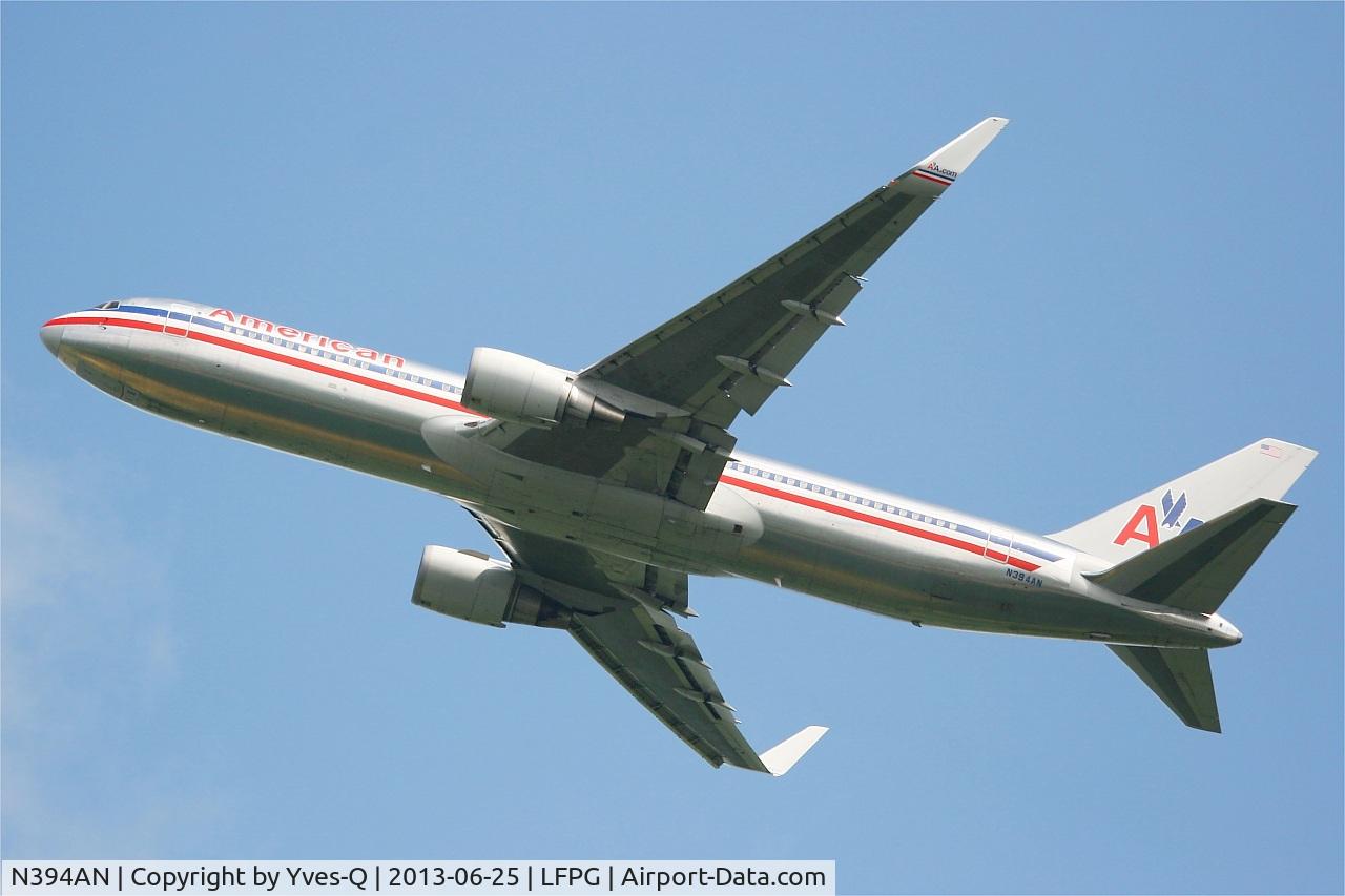 N394AN, 1998 Boeing 767-323/ER C/N 29431, American Airlines Boing 767-323ER, Take off rwy 27L, Roissy Charles De Gaulle airport (LFPG-CDG)