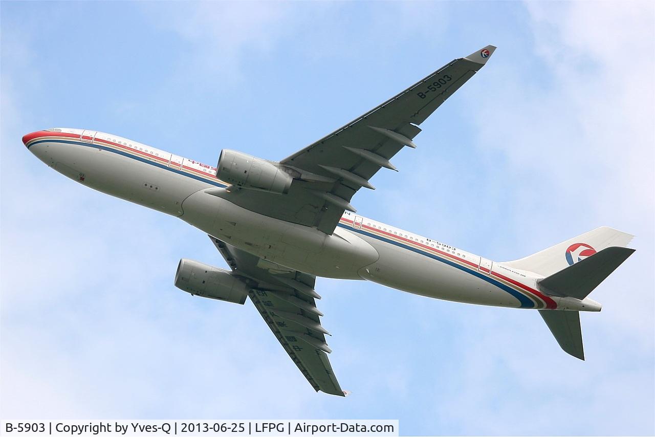 B-5903, 2012 Airbus A330-243 C/N 1331, Airbus A330-243, Take off rwy 27L, Roissy Charles De Gaulle airport (LFPG-CDG)