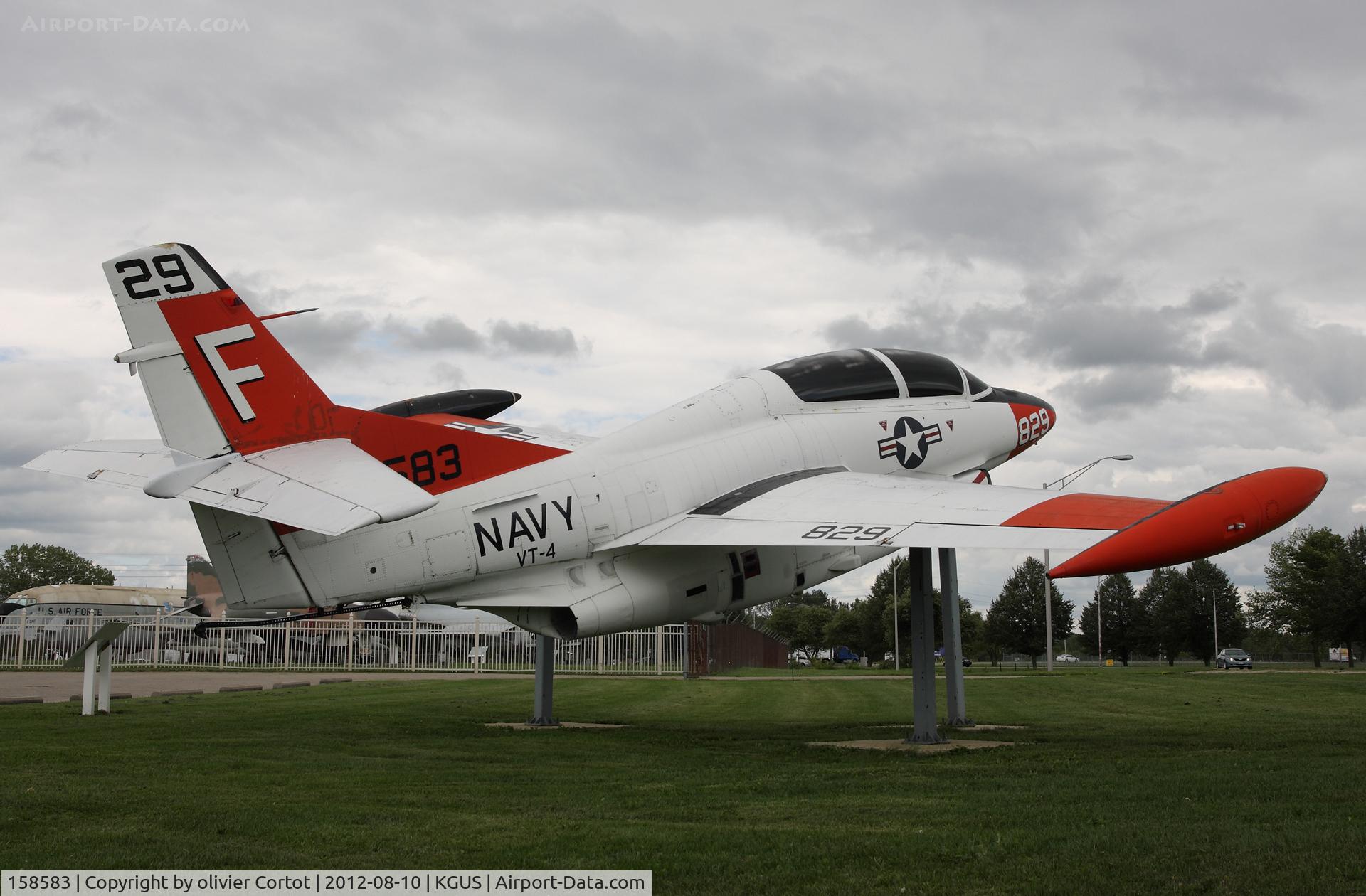 158583, Rockwell T-2C Buckeye C/N 346-9, Grissom museum