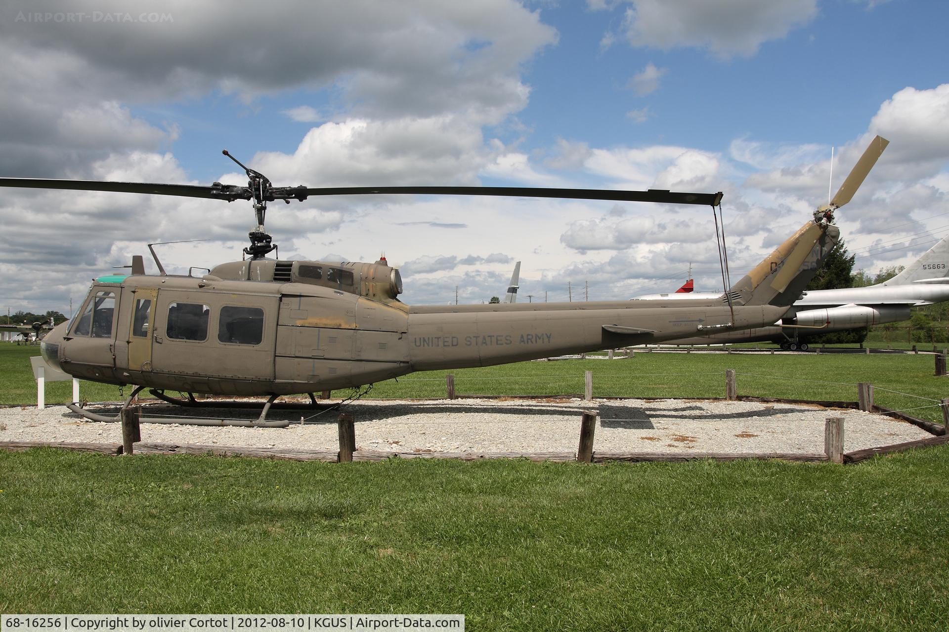 68-16256, 1968 Bell UH-1H Iroquois C/N 10915, Grissom museum