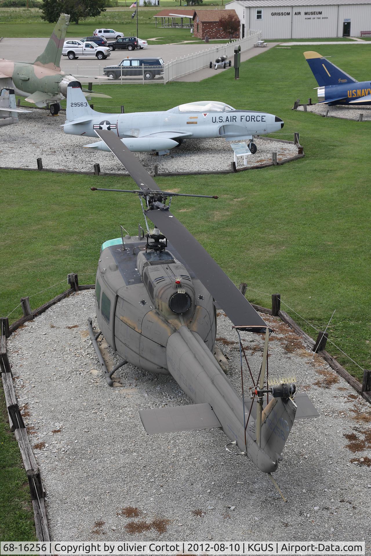 68-16256, 1968 Bell UH-1H Iroquois C/N 10915, rear view