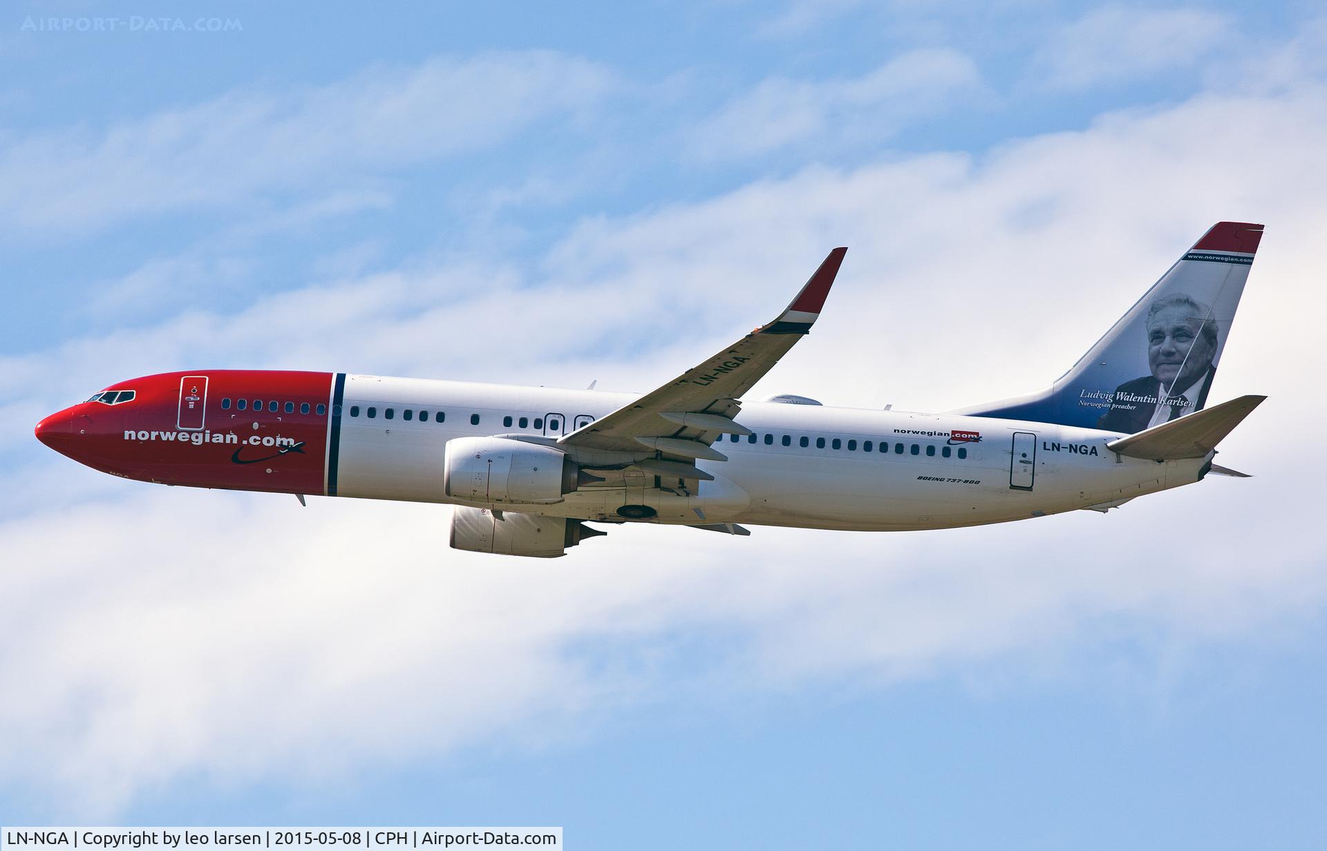 LN-NGA, 2012 Boeing 737-8JP C/N 39014, Copenhagen Kastrup 8.5.15