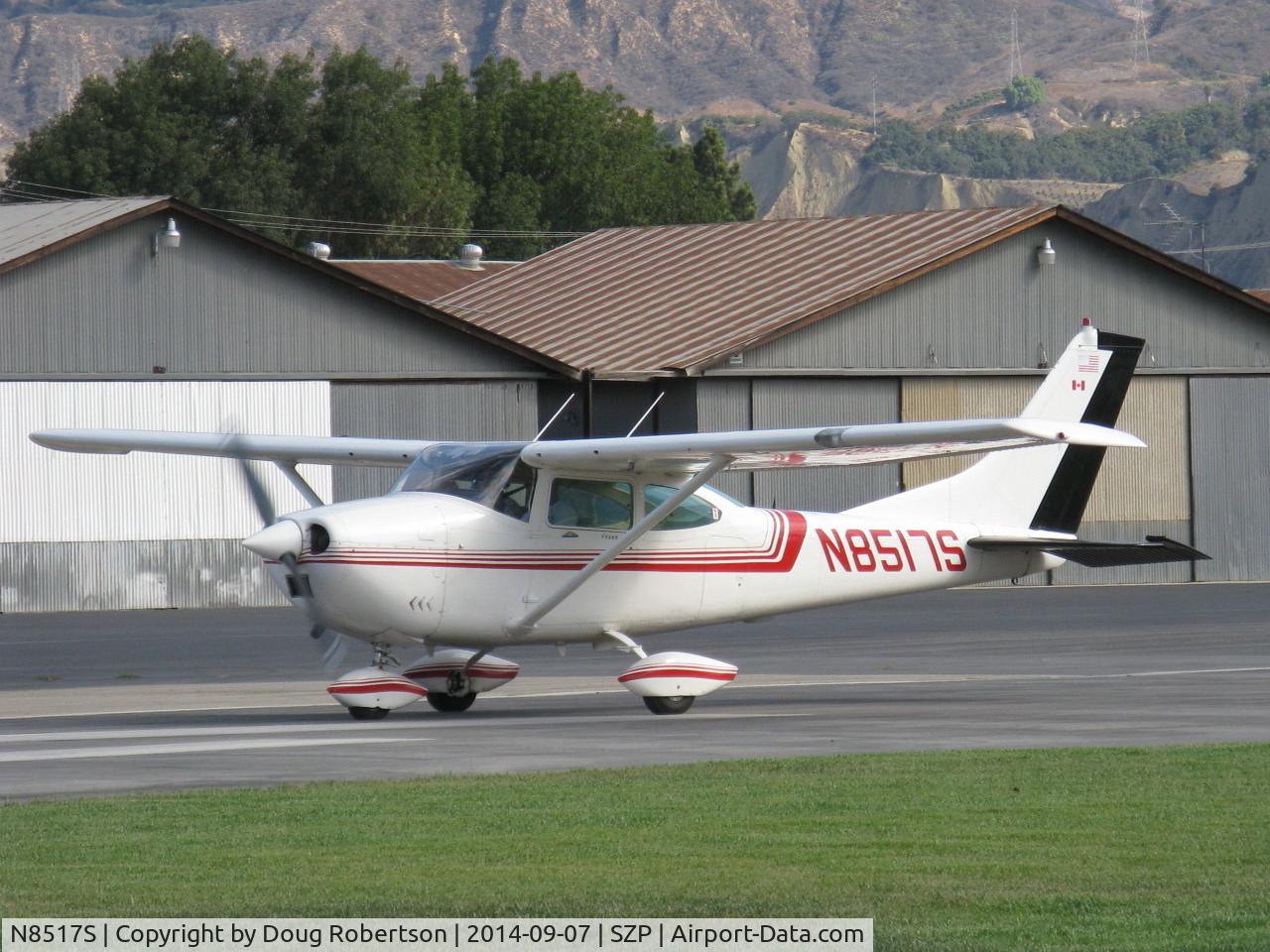 N8517S, 1965 Cessna 182H Skylane C/N 18256617, 1965 Cessna 182H SKYLANE, Continental O-470 230 Hp, landing roll Rwy 22