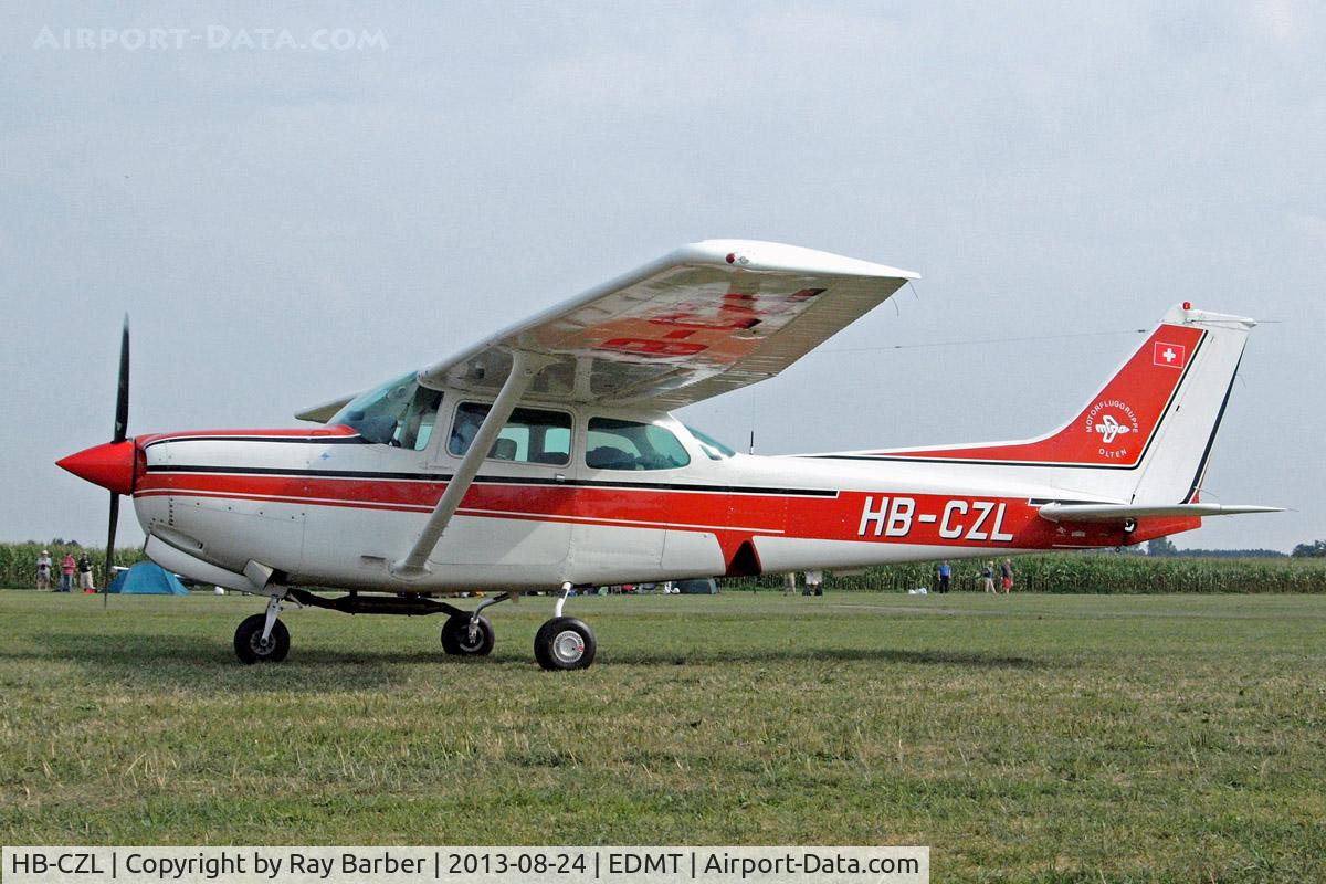 HB-CZL, 1980 Cessna 172RG Cutlass RG C/N 172RG0645, Cessna 172RG Cutlass RG [172RG-0645] Tannheim~D 23/04/2013