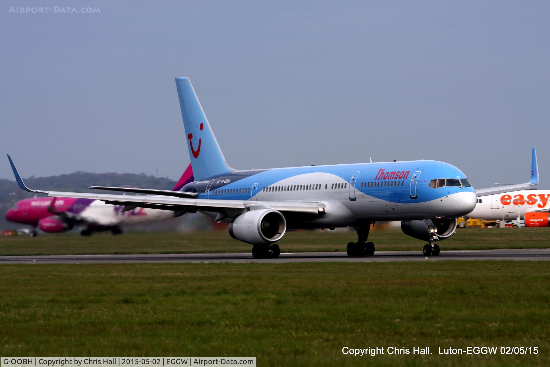 G-OOBH, 1999 Boeing 757-236 C/N 29944, Thomson