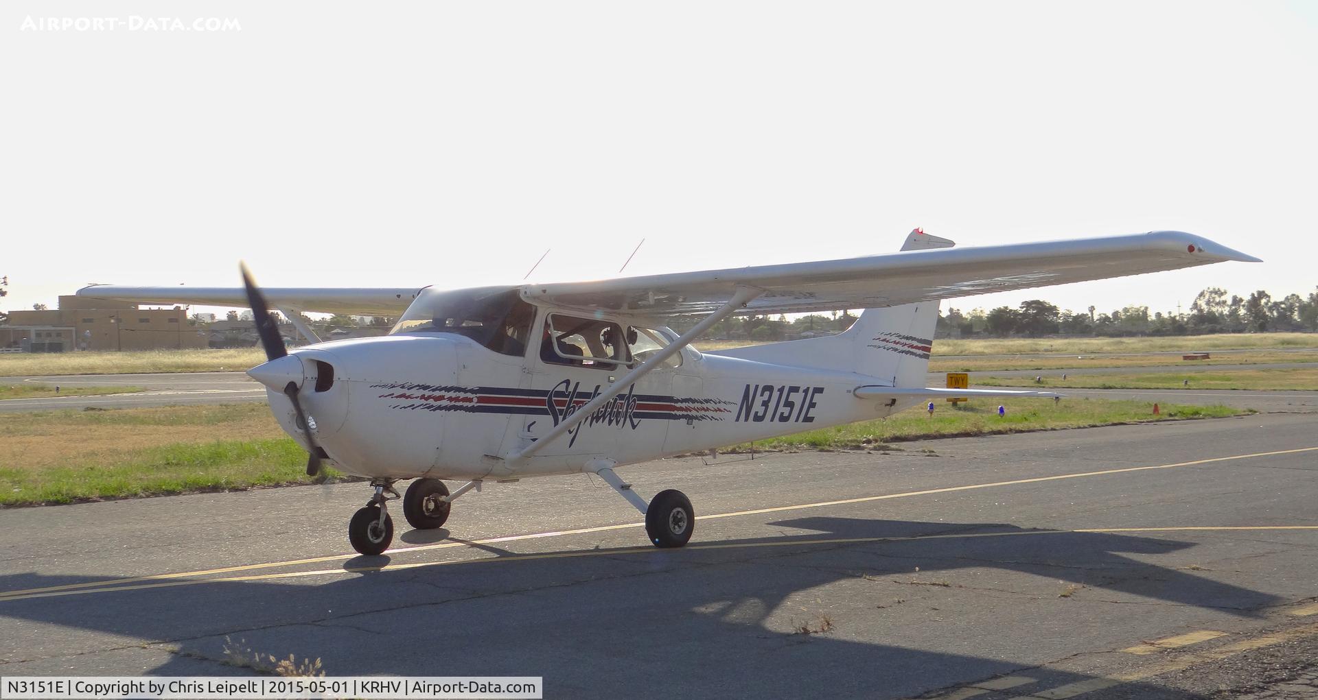 N3151E, 1978 Cessna 172N C/N 17271453, A local 1978 Cessna 172N taxing down Z for a VFR departure at Reid Hillview Airport, San Jose, CA.