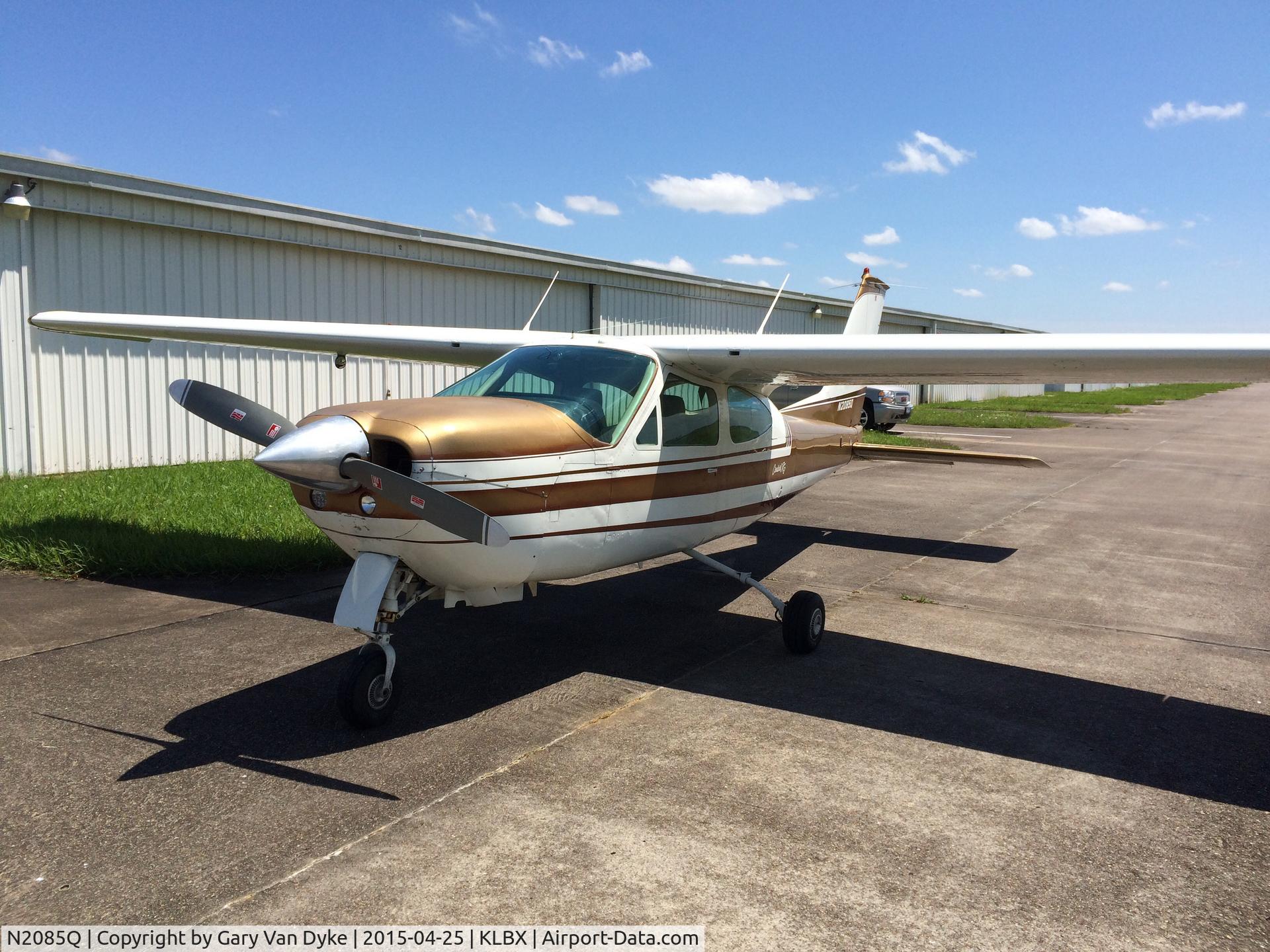 N2085Q, 1974 Cessna 177RG Cardinal C/N 177RG0485, April 2015