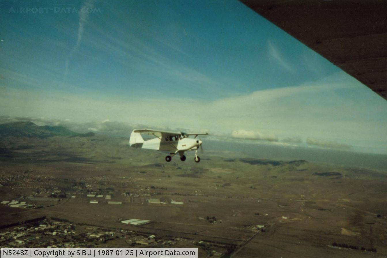 N5248Z, 1961 Piper PA-22-108 Colt C/N 22-8931, 48Z at the east end of the Livermore Valley in Calif. The now closed Hummingbird Haven gliderport can be seen at the right lower corner of picture.