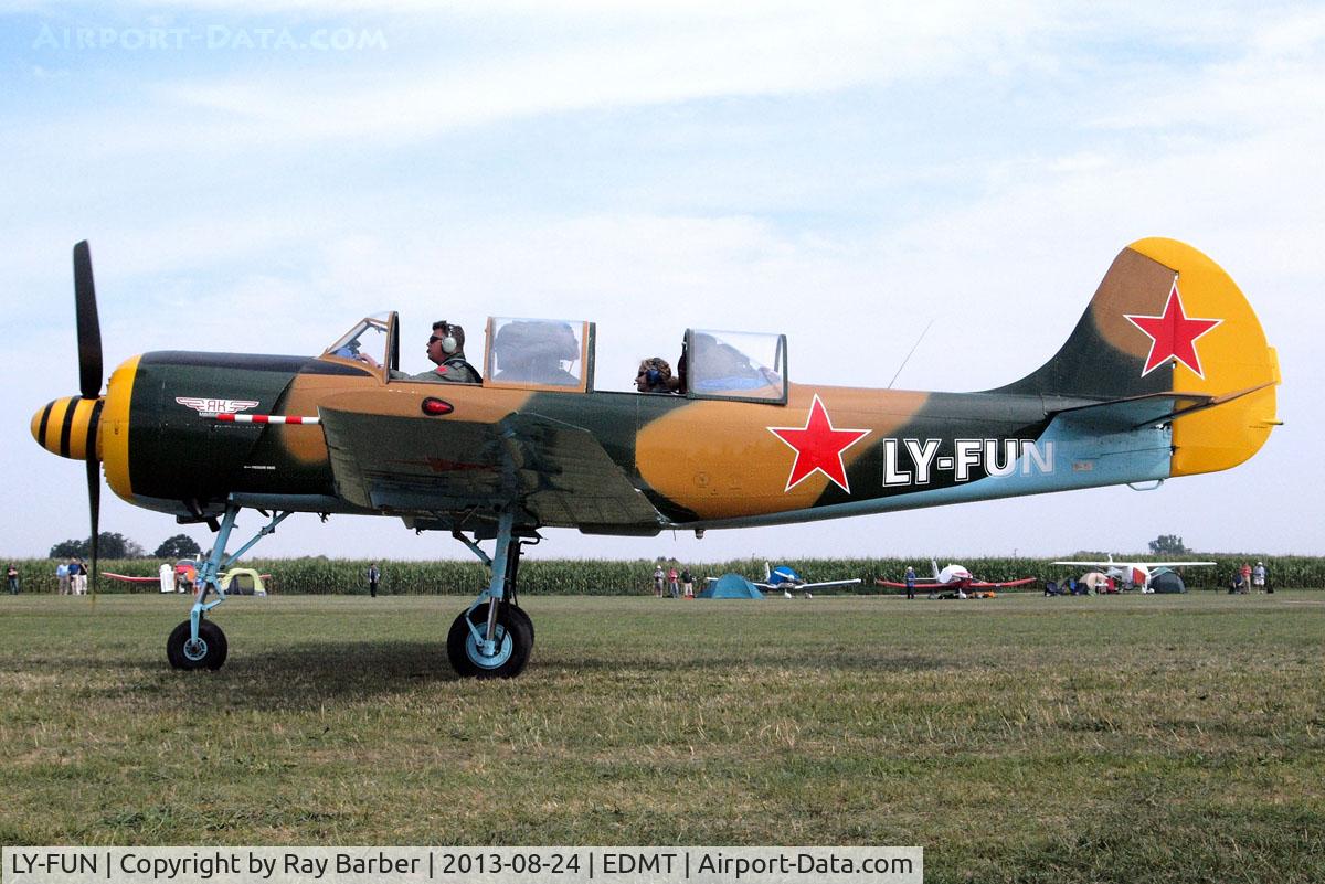 LY-FUN, 1986 Yakovlev Yak-52 C/N 867211, Yakovlev Yak-52 [867211] Tannheim~D 24/08/2013