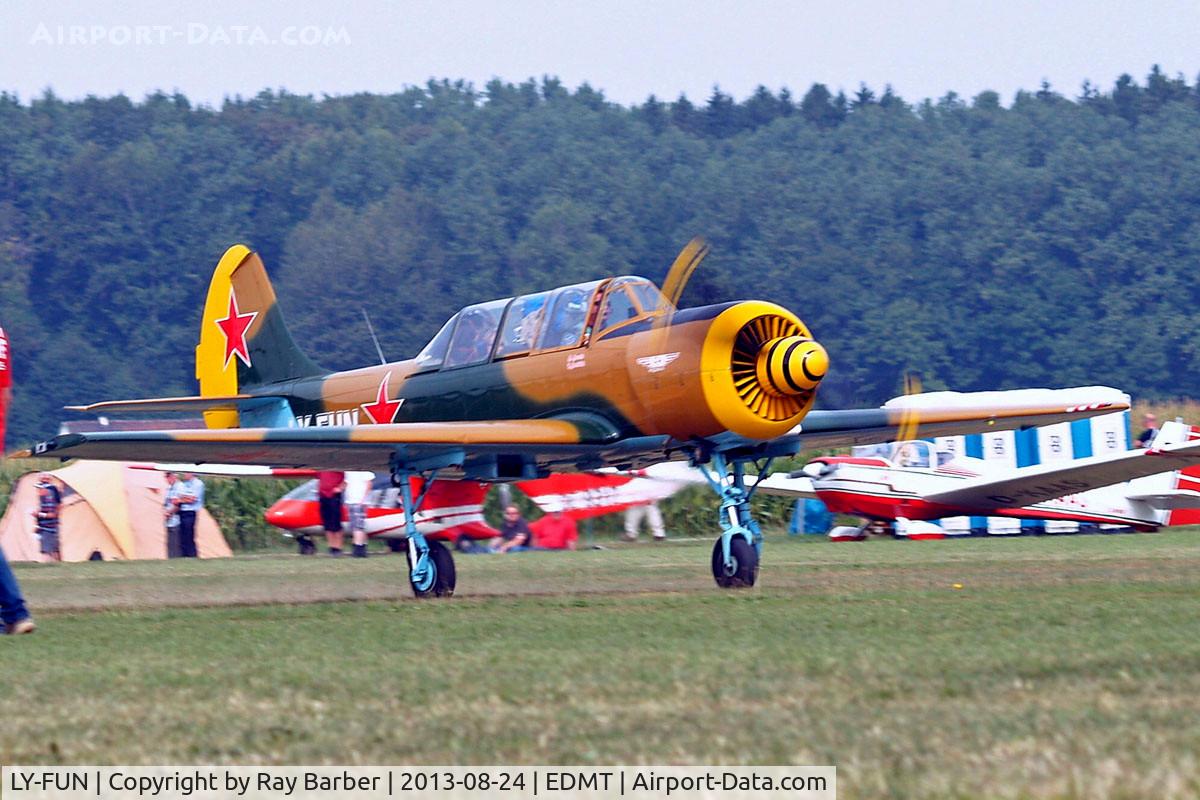 LY-FUN, 1986 Yakovlev Yak-52 C/N 867211, Yakovlev Yak-52 [867211] Tannheim~D 24/08/2013