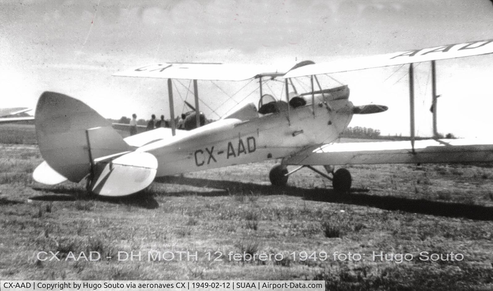 CX-AAD, 1928 De Havilland DH-60G Moth C/N 818, Avión de instrucción  primaria usado por el Centro Nacional de Aviación foto año 1949.