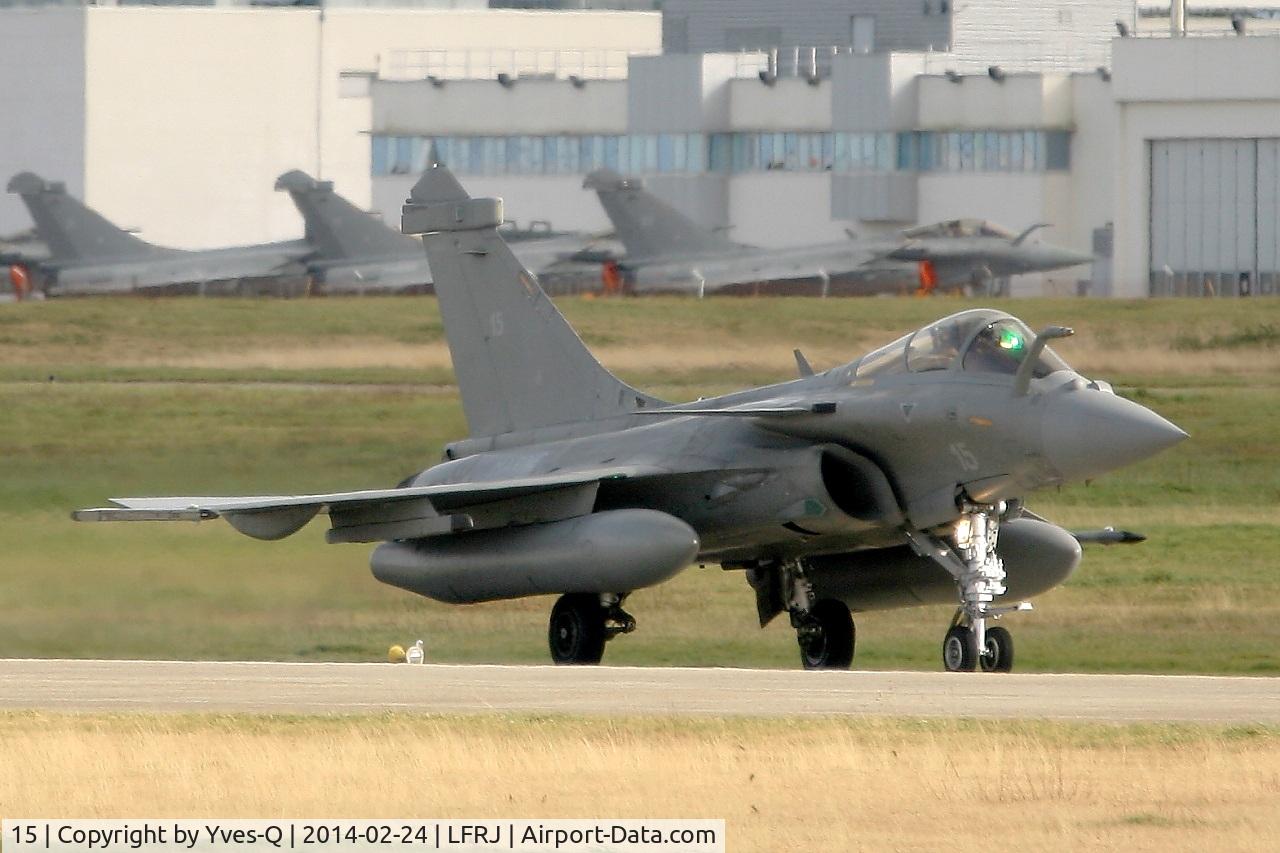 15, Dassault Rafale M C/N 15, Dassault Rafale M, Taxiing after landing rwy 26, Landivisiau Naval Air Base (LFRJ)