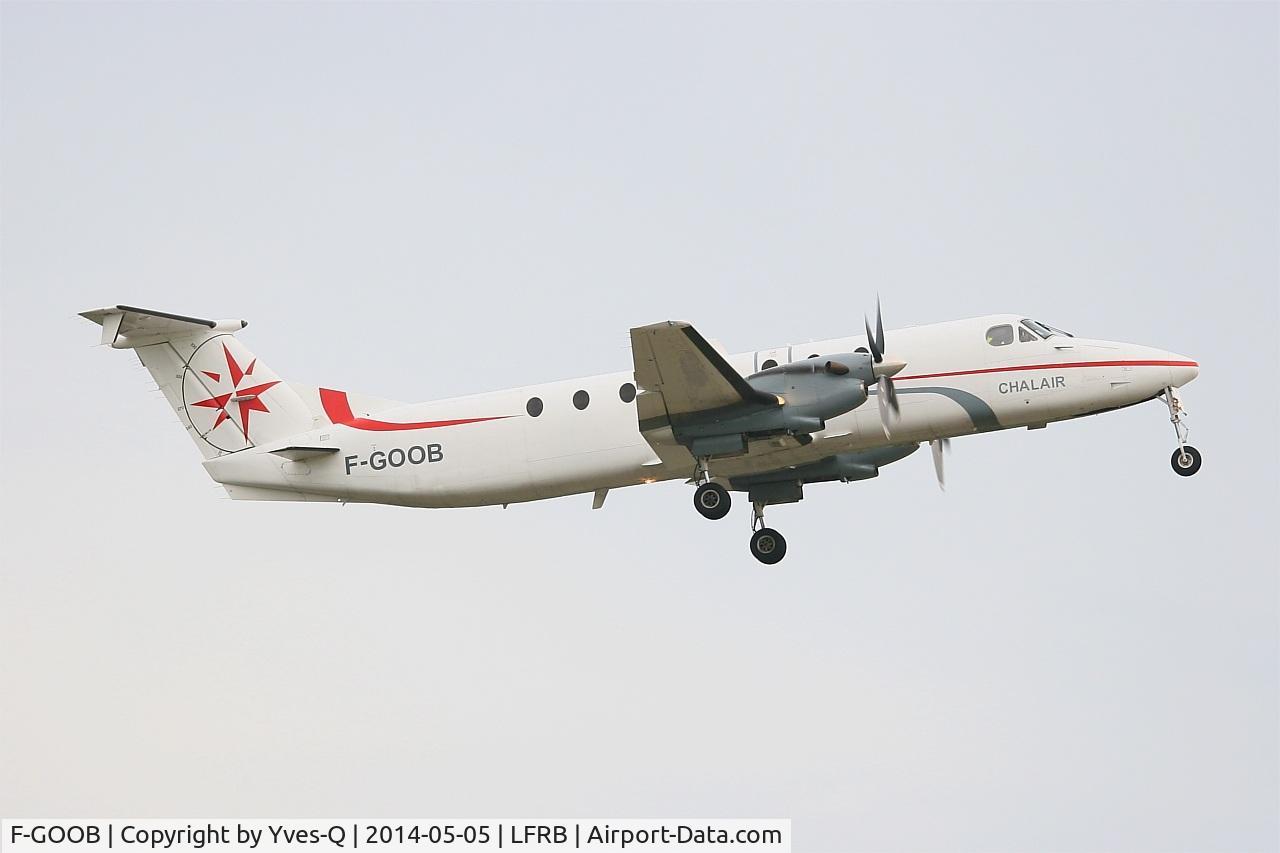 F-GOOB, 1991 Beech 1900C C/N UC-153, Beech 1900C, Take off rwy 07R, Brest-Bretagne Airport (LFRB-BES)