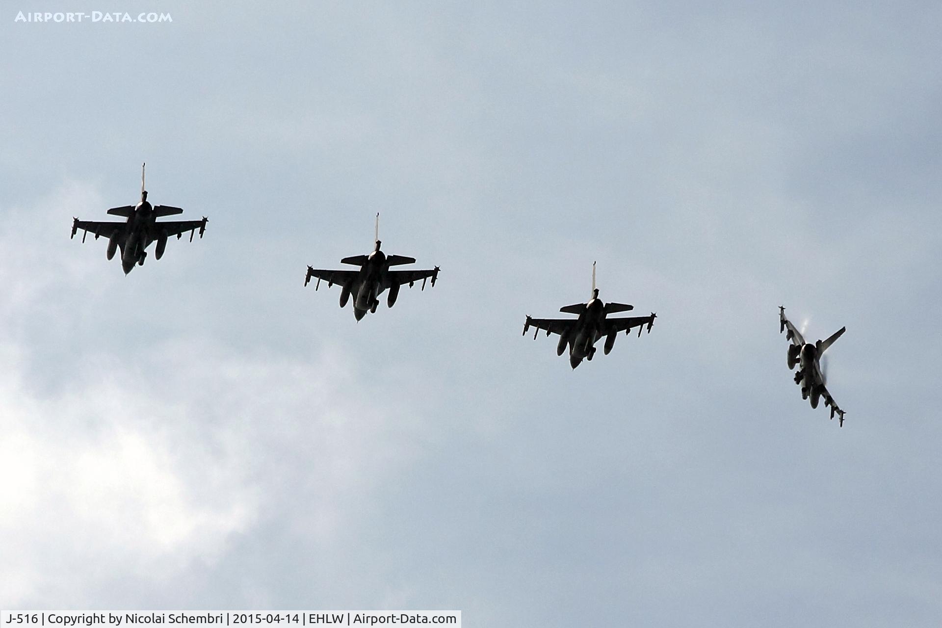 J-516, Fokker F-16A Fighting Falcon C/N 6D-155, J-513, J-516, J-013 and J-197 on a run-in-and-break before landing