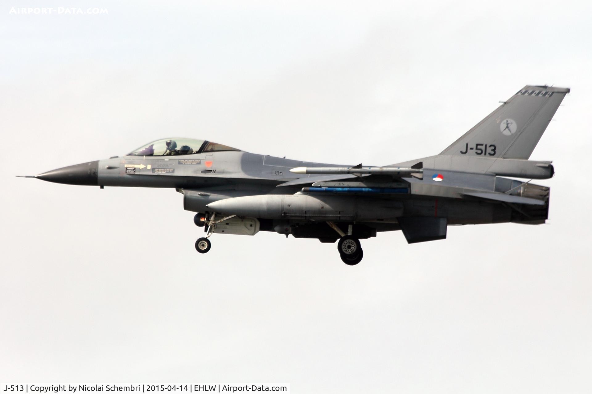 J-513, Fokker F-16A Fighting Falcon C/N 6D-152, Day 2 wave 2 landings