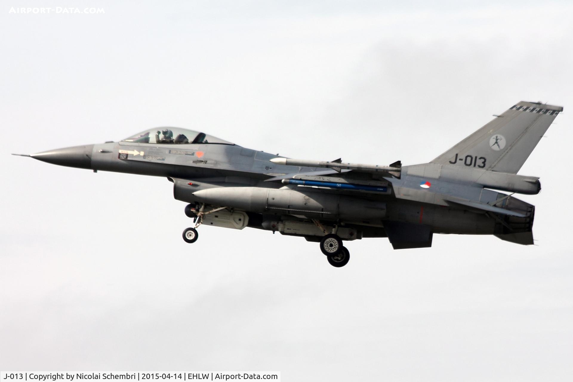 J-013, 1991 Fokker F-16AM Fighting Falcon C/N 6D-169, Day 2 wave 2 landings