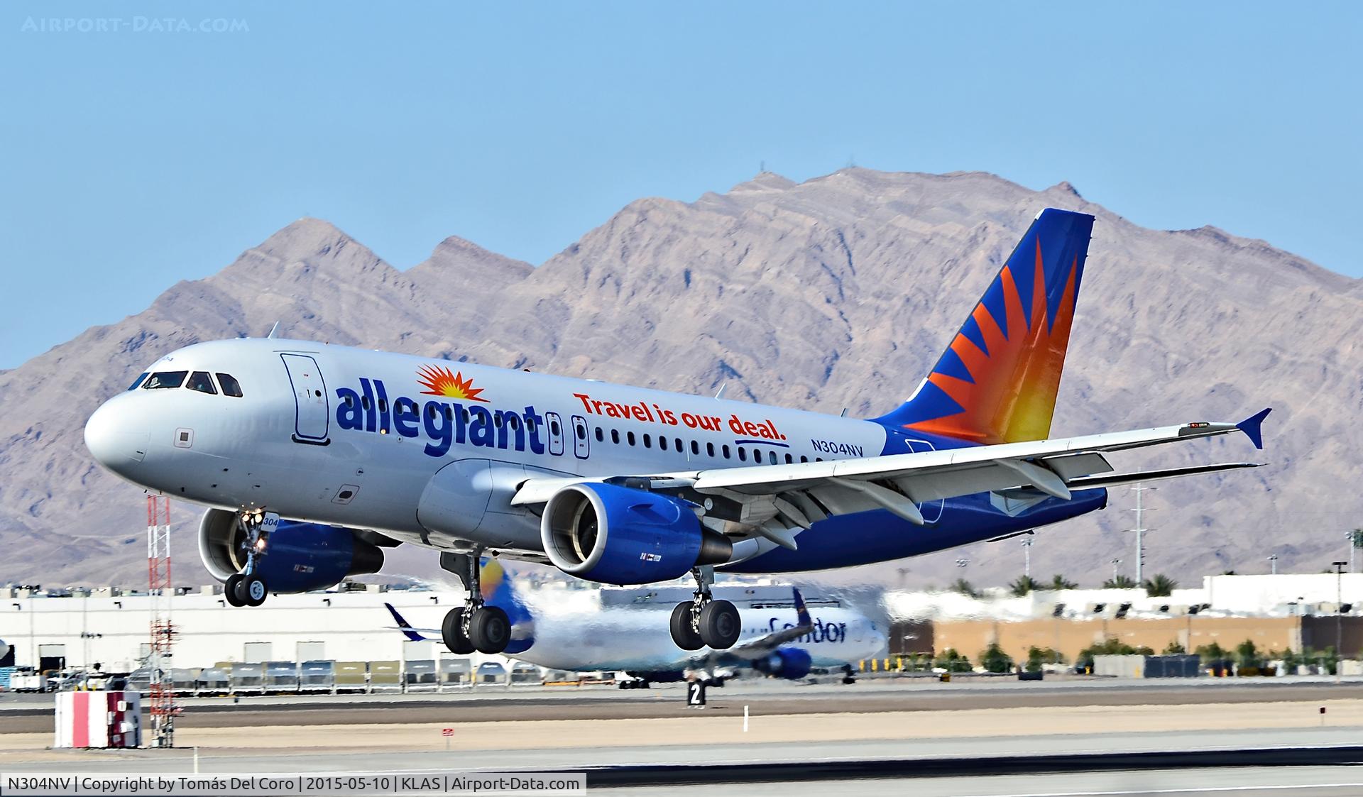 N304NV, 2004 Airbus A319-111 C/N 2265, N304NV Allegiant Air 2004 Airbus A319-112  cn 2265 - Las Vegas - McCarran International Airport (LAS / KLAS)
USA - Nevada May 10, 2015
Photo: Tomás Del Coro