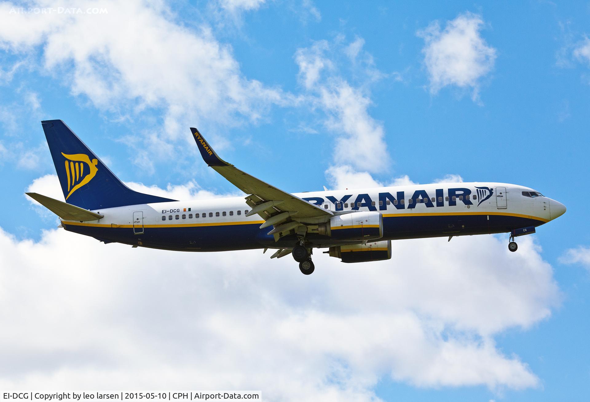 EI-DCG, 2004 Boeing 737-8AS C/N 33805, Copenhagen 10.5.15