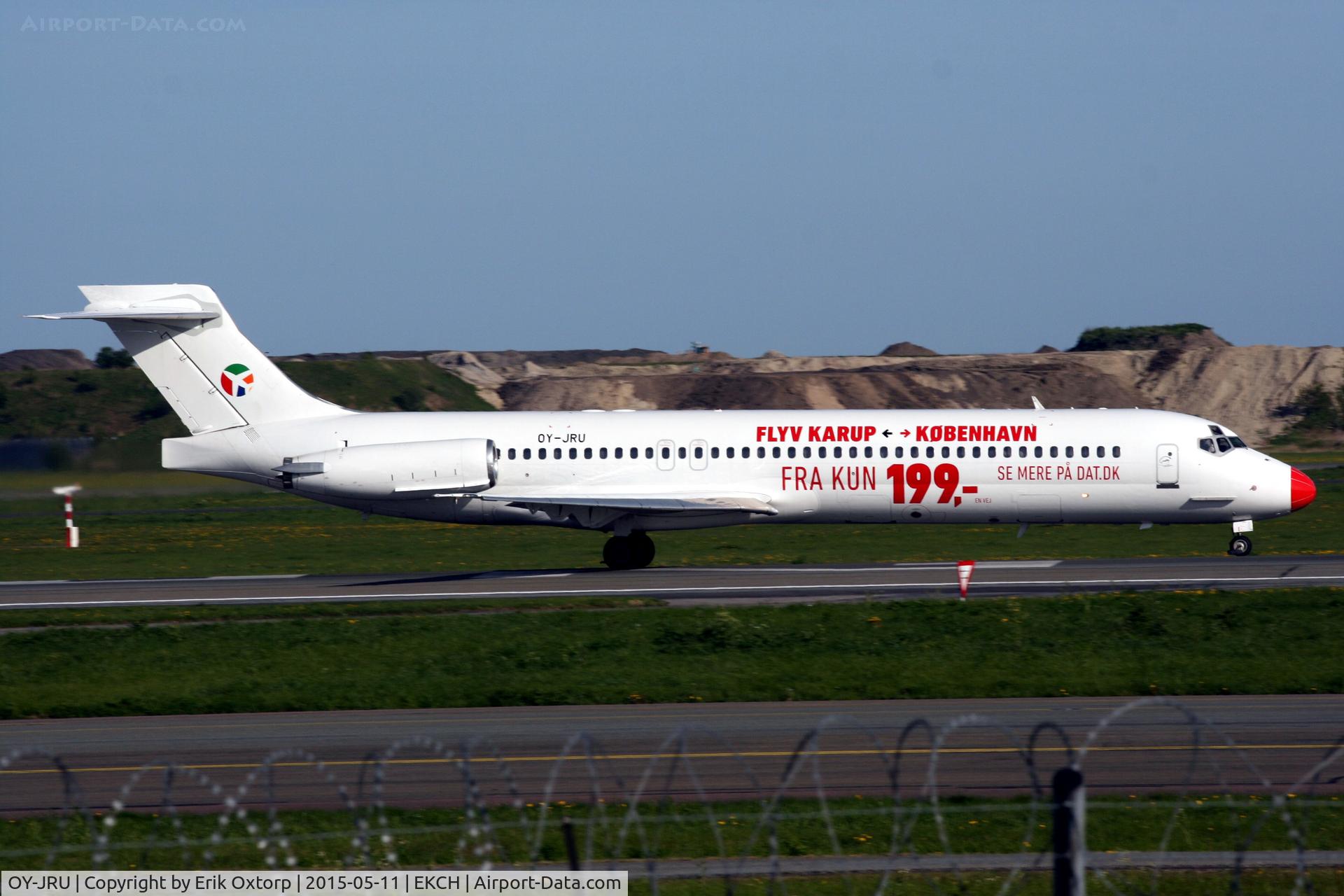 OY-JRU, 1987 McDonnell Douglas MD-87 (DC-9-87) C/N 49403, OY-JRU taking of rw 22R