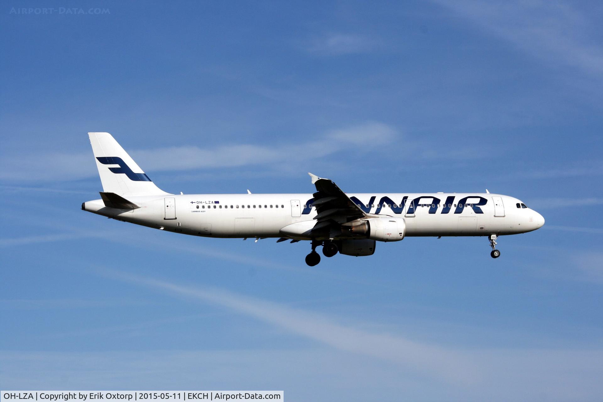 OH-LZA, 1999 Airbus A321-211 C/N 0941, OH-LZA about to land rw 22L