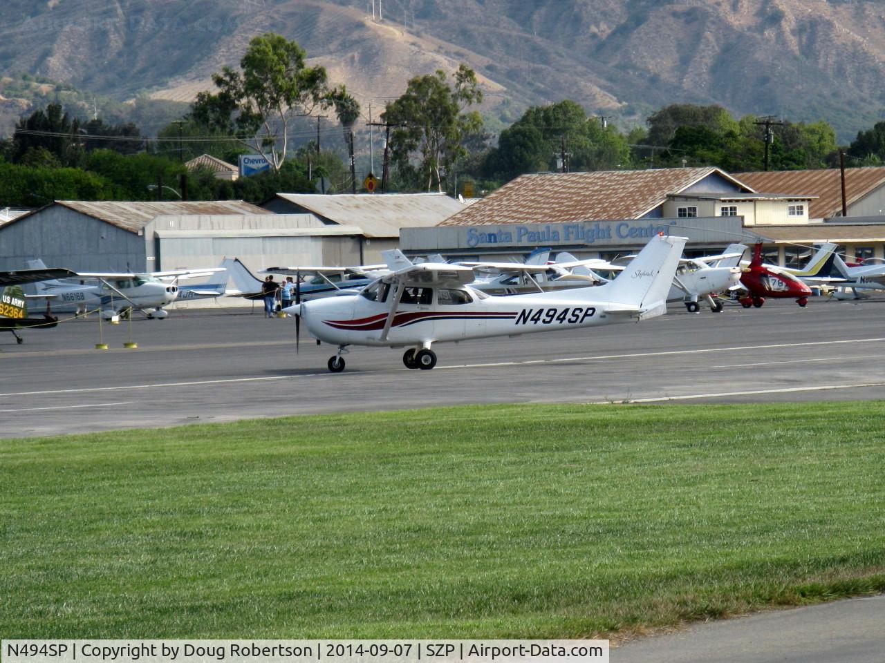 N494SP, Cessna 172S C/N 172S8035, 1998 Cessna 172S SKYHAWK, Lycoming IO-360-L2A 180 Hp, Standard/Restricted class, taxi off the active