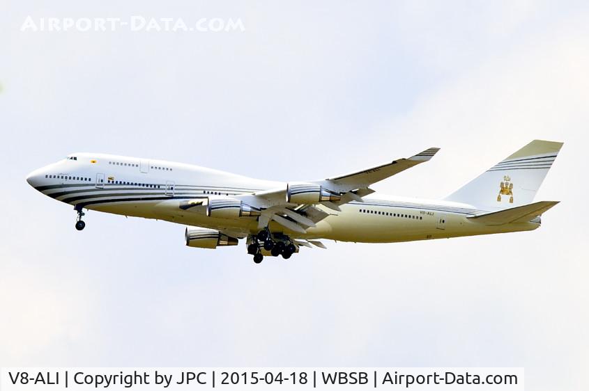 V8-ALI, 1992 Boeing 747-430 C/N 26426, The Sultan's old toy...