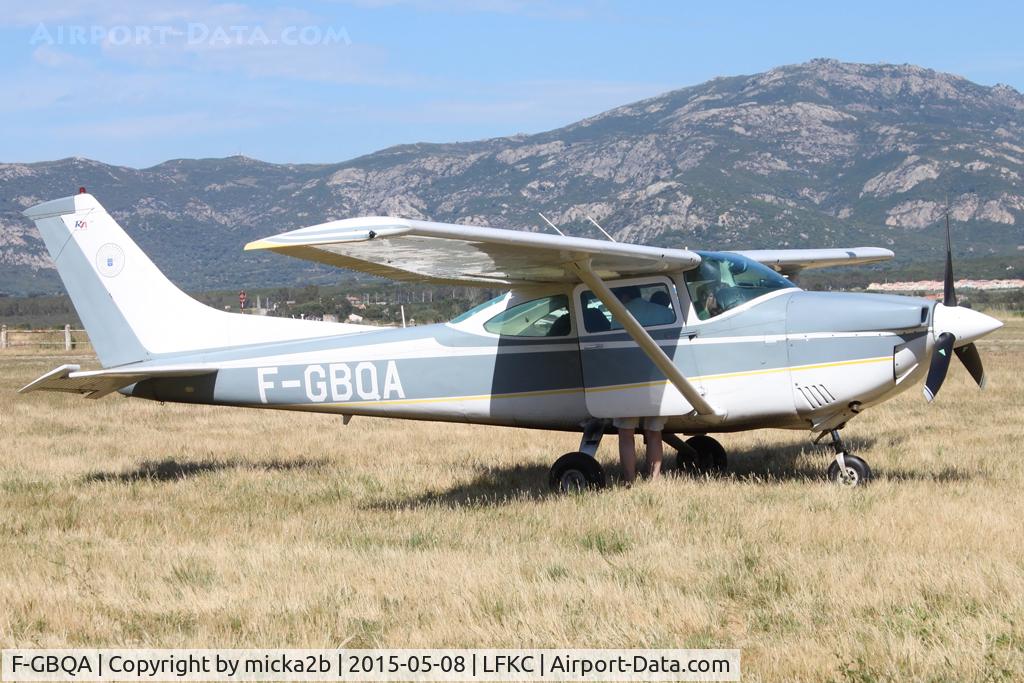 F-GBQA, Reims F182Q C/N 0103, Parked