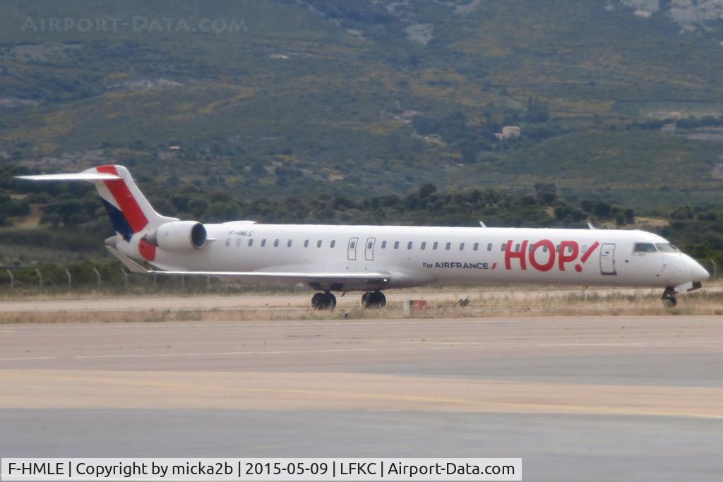 F-HMLE, 2010 Bombardier CRJ-1000EL NG (CL-600-2E25) C/N 19009, Taxiing