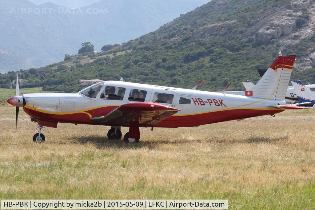 HB-PBK, 1976 Piper PA-32R-300 Cherokee Lance C/N 32R-7780141, Taxiing
