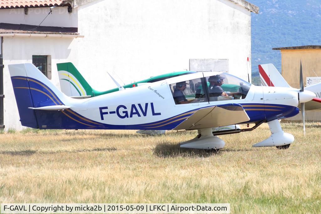 F-GAVL, Robin DR-400-140B Major C/N 1271, Taxiing
