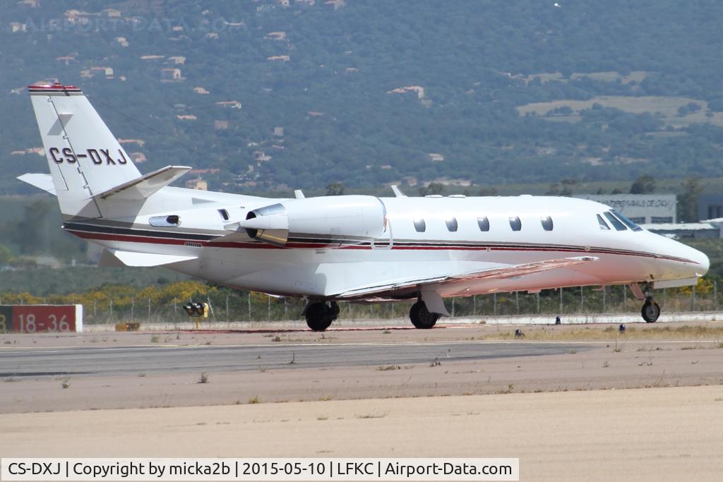 CS-DXJ, 2006 Cessna 560XL Citation Excel C/N 560-5627, Taxiing