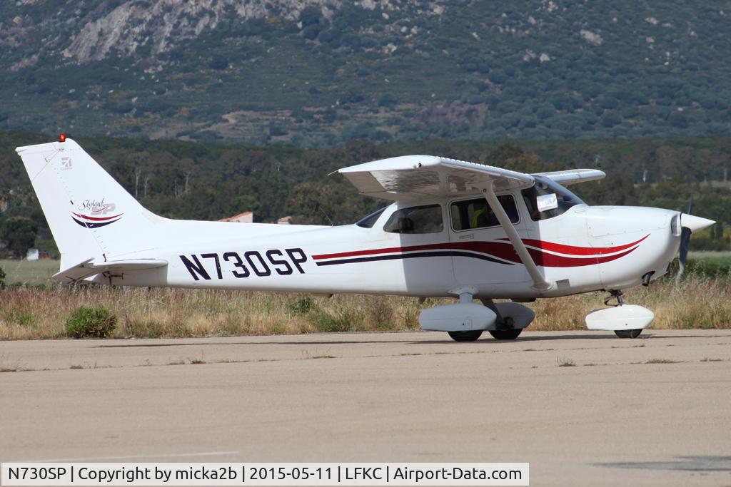 N730SP, 2000 Cessna 172S C/N 172S8667, Taxiing