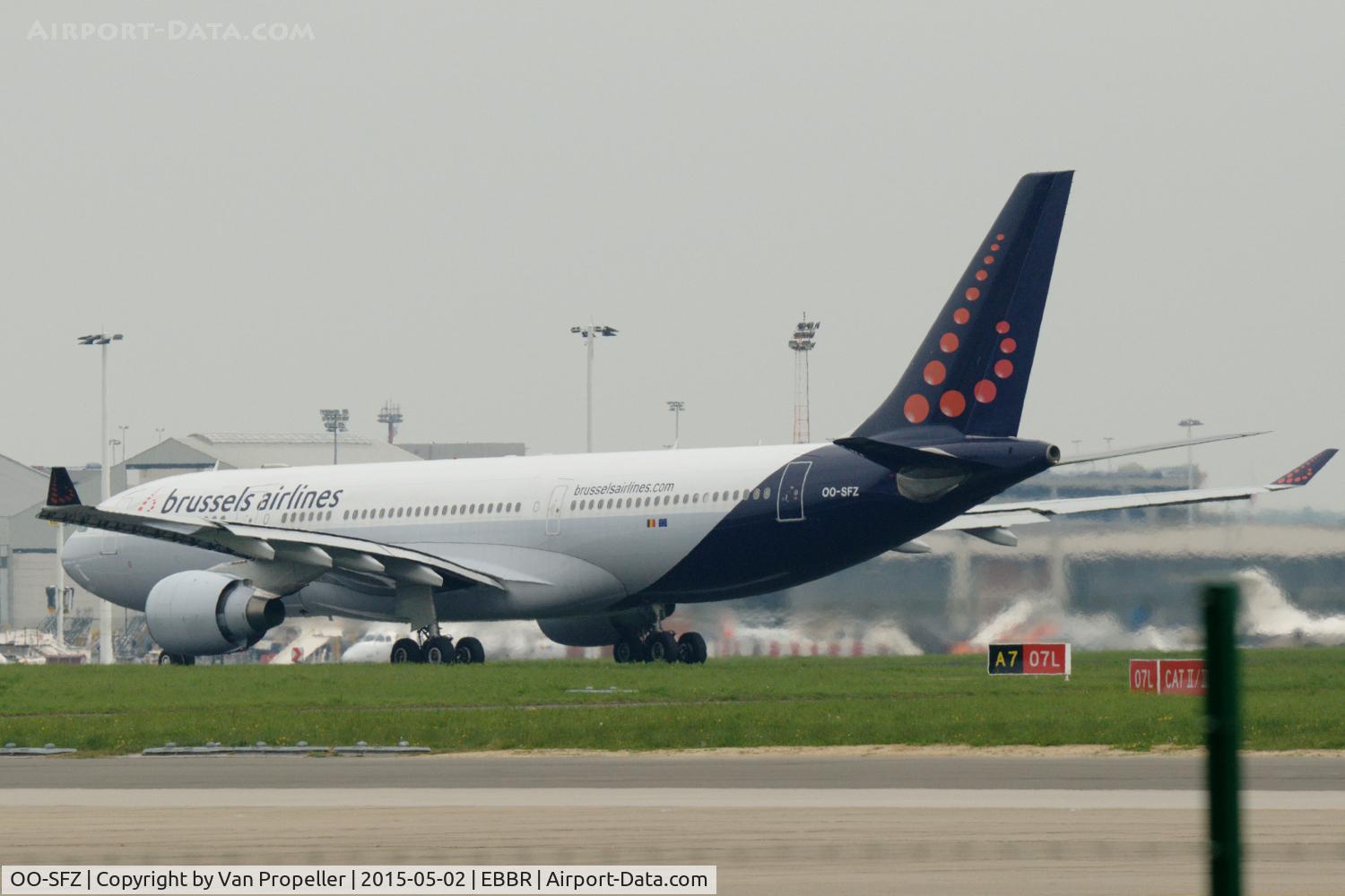OO-SFZ, 1998 Airbus A330-223 C/N 249, Brussels Airlines Airbus A330-200 ready for take off at Brussels Zaventem airport.