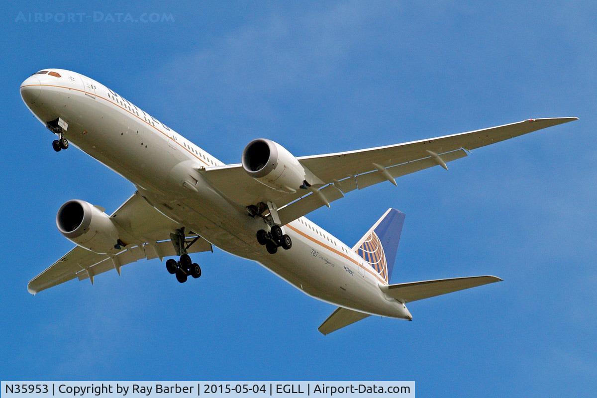 N35953, 2015 Boeing 787-9 Dreamliner C/N 36404, Boeing 787-9 Dreamliner [36404] (United Airlines) Home~G 04/05/2015. On approach 27R.