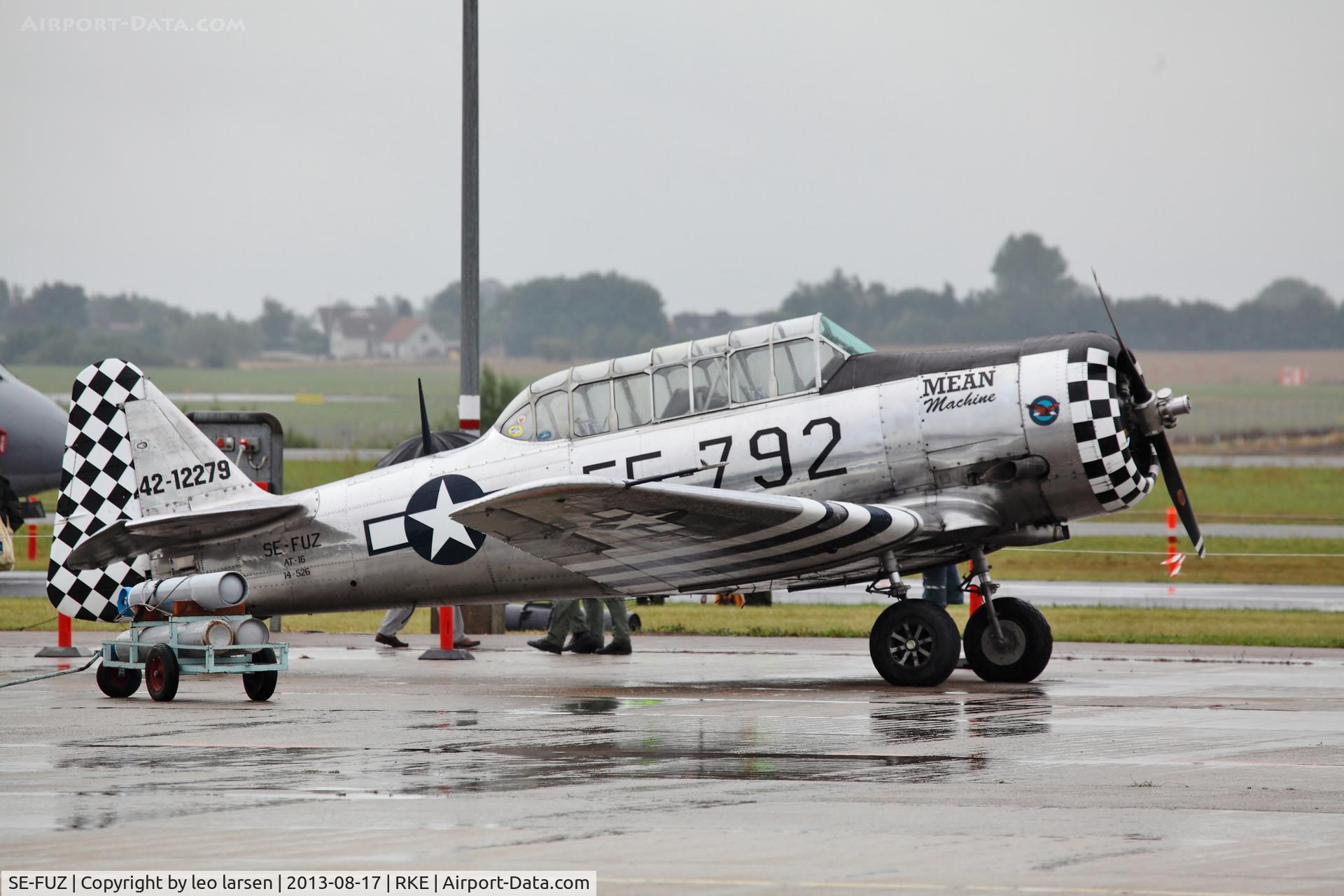 SE-FUZ, 1943 Noorduyn AT-16 Harvard II C/N 14-526, Roskilde Air Ahow 17.8.13