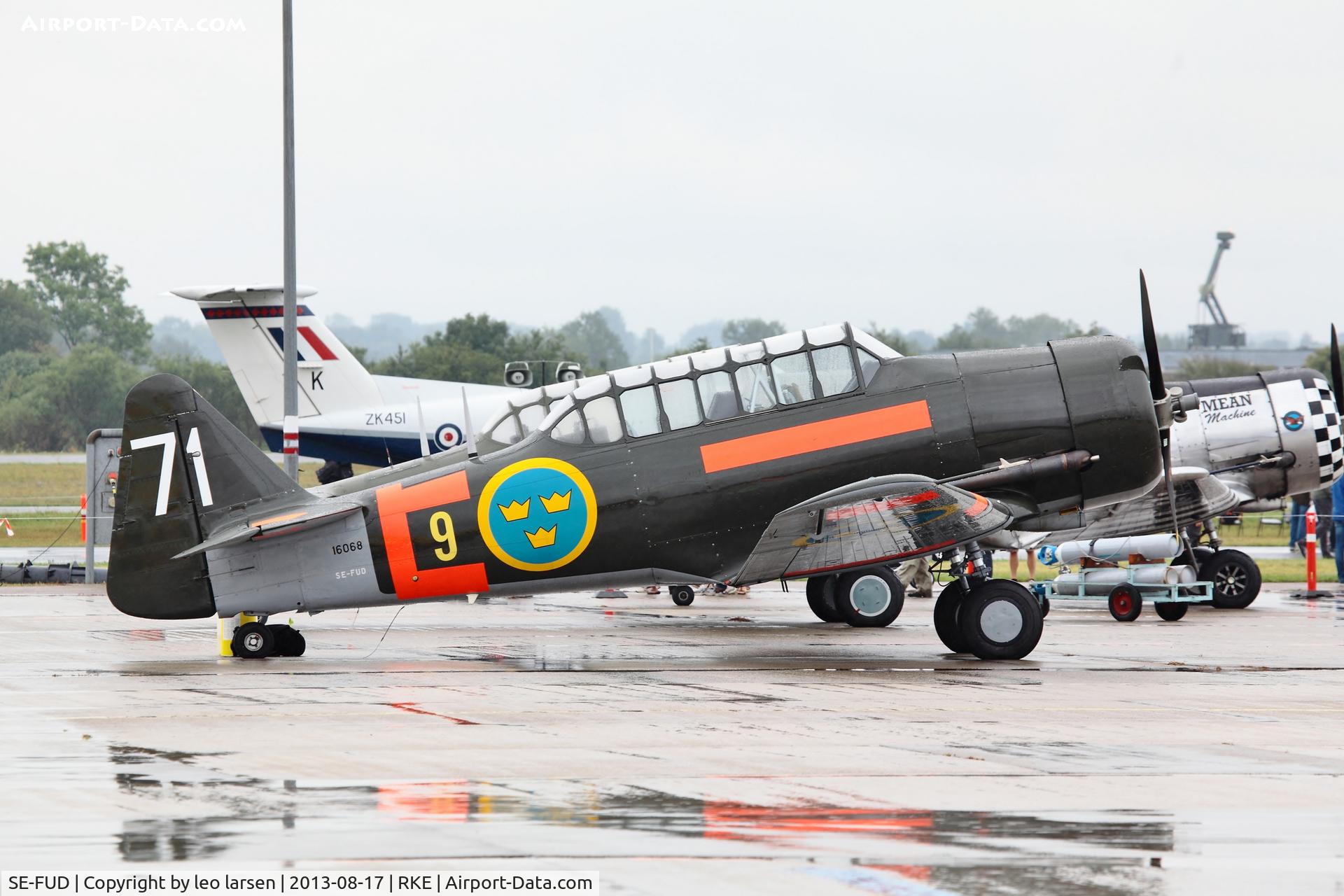 SE-FUD, 1942 Noorduyn AT-16 Harvard IIB C/N 14-486, Roskilde Air Show 17.8.13