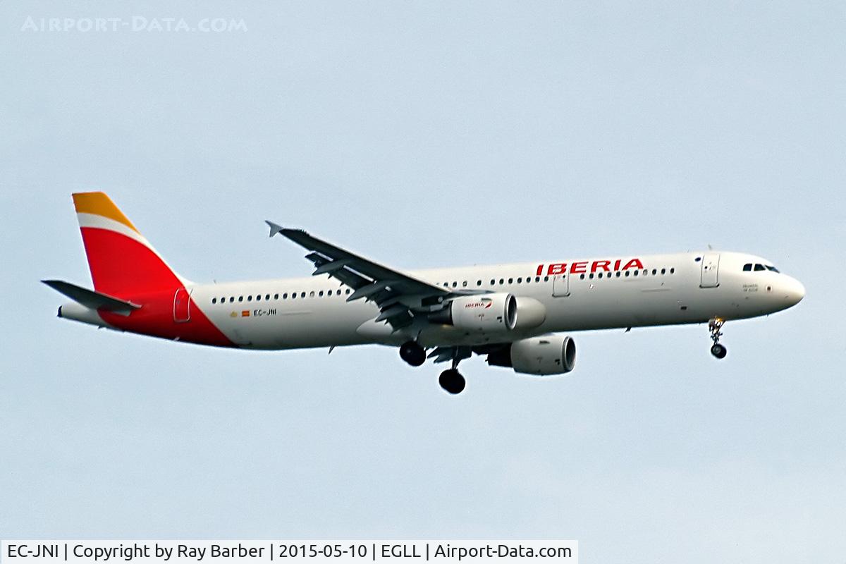 EC-JNI, 2004 Airbus A321-211 C/N 2270, Airbus A321-211 [2270] (Iberia) Home~G 10/05/2015. On approach 27L.