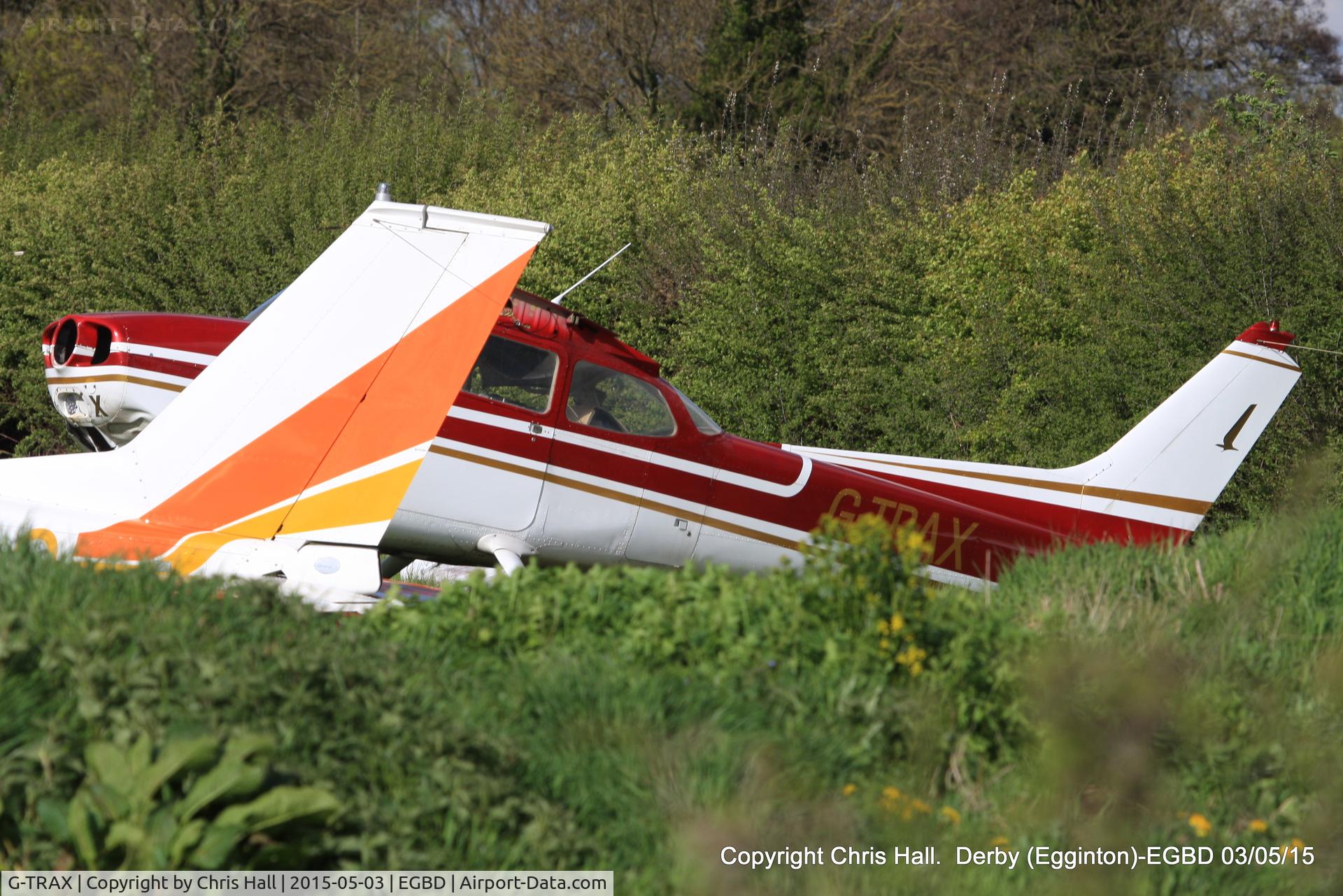 G-TRAX, 1974 Reims Cessna F172M C/N 1081, stored minus its wings at Derby