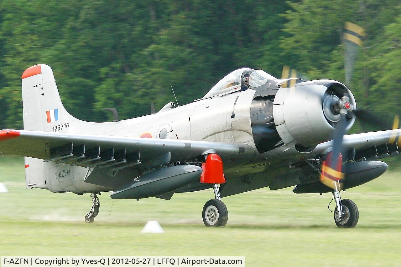 F-AZFN, Douglas AD-4N Skyraider C/N 7609, Douglas AD-4N Skyraider, La Ferté Alais Airfield (LFFQ) Air Show 2012