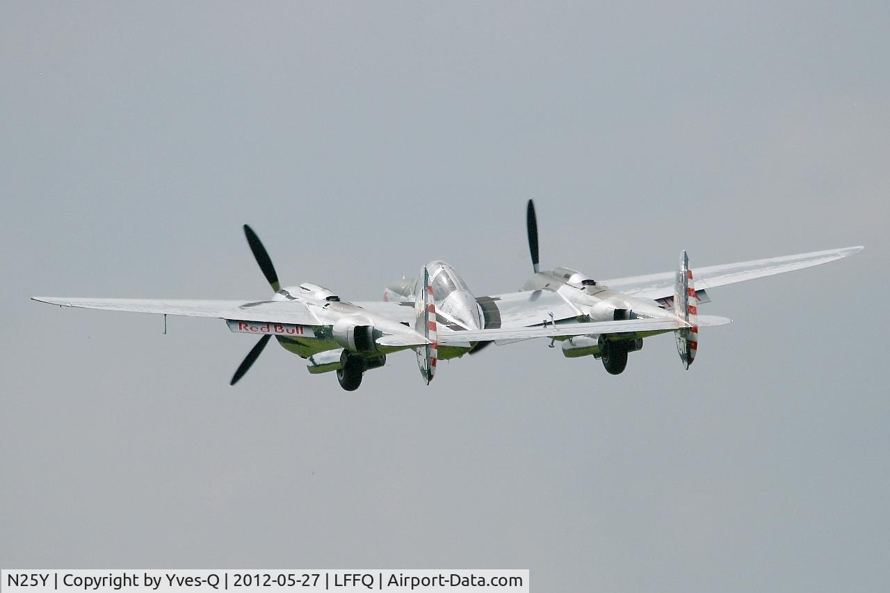 N25Y, 1944 Lockheed P-38L-5LO Lightning C/N AF44-53254, Lockheed P-38L Lightning (N25Y) , La Ferté-Alais Airfield (LFFQ) Air Show 2012