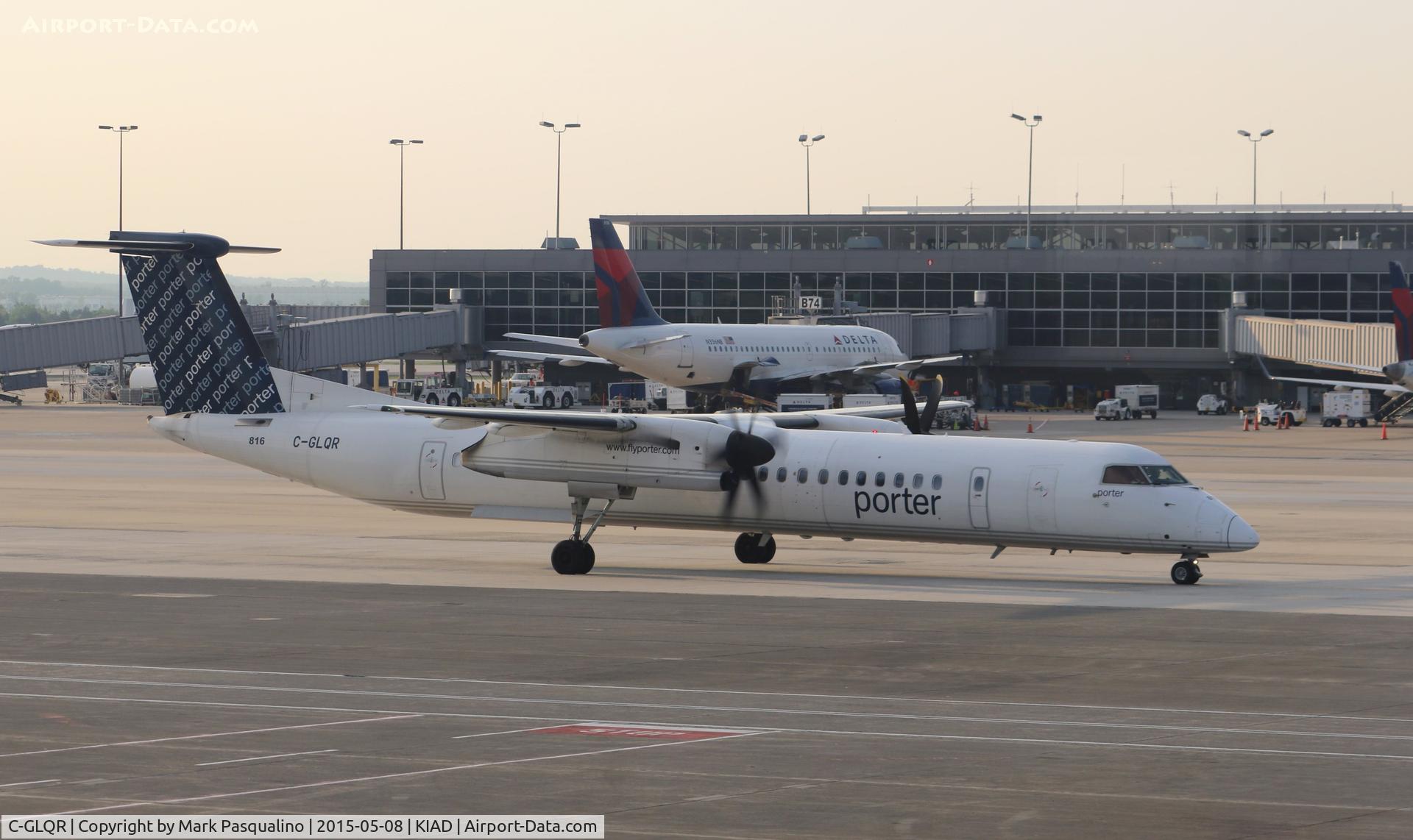 C-GLQR, 2009 De Havilland Canada DHC-8-402Q Dash 8 C/N 4278, DHC-8-402