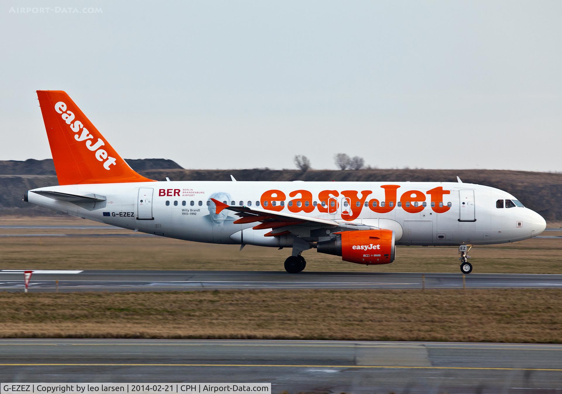 G-EZEZ, 2004 Airbus A319-111 C/N 2360, Copenhagen 21.2.14 with Wily Brandt.