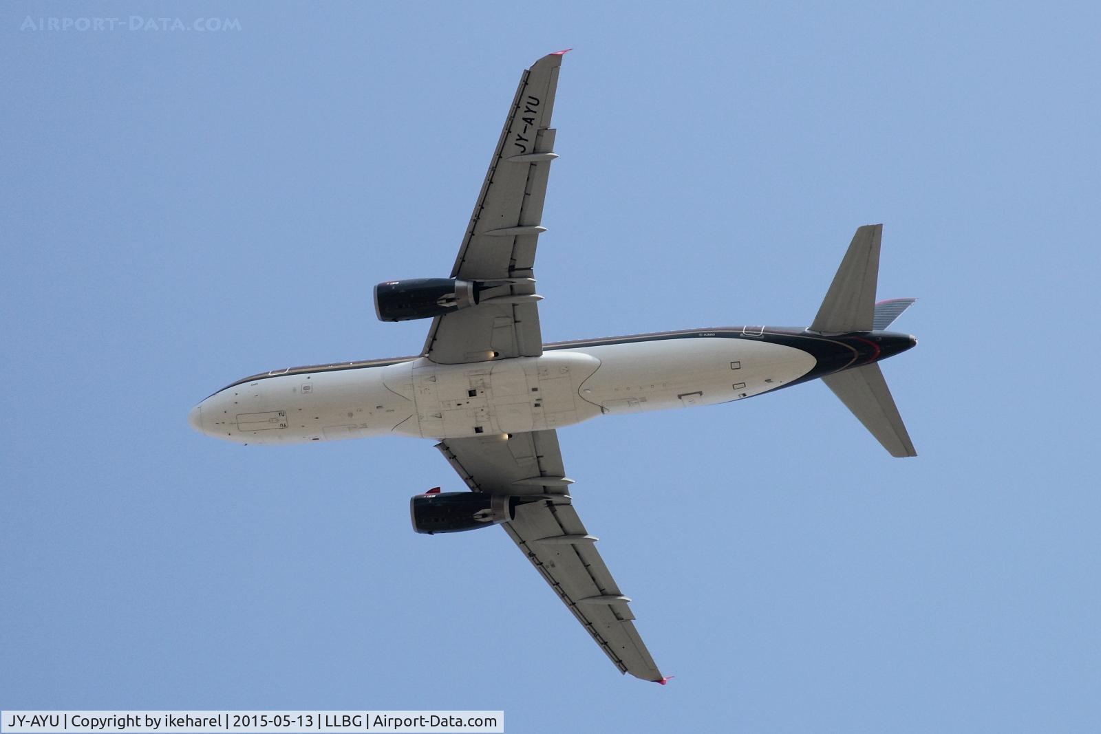 JY-AYU, 2012 Airbus A320-232 C/N 5128, Fly to Amman, Jordan. Short-haul flight, climbed steeply at T/O.