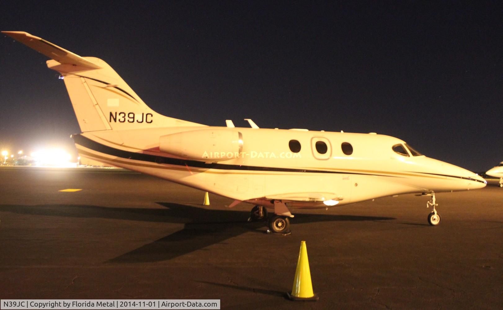 N39JC, 2003 Beech 390 Premier 1 C/N RB-61, Premier 390