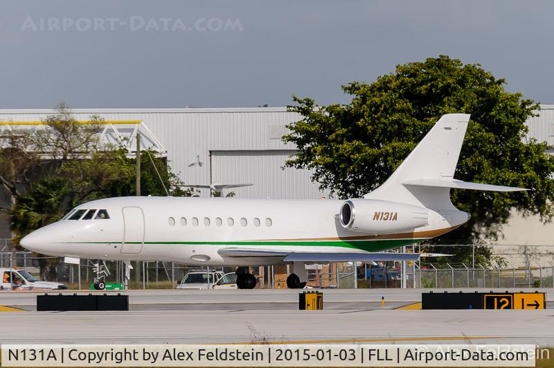 N131A, 2004 Dassault Falcon 2000EX C/N 040, Ft. Lauderdale