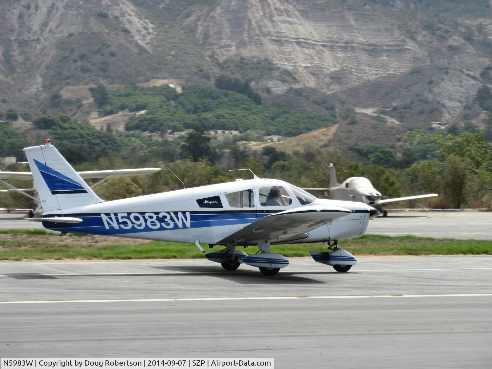 N5983W, 1968 Piper PA-28-140 Cherokee C/N 28-24783, 1968 Piper PA-28-140 CHEROKEE, Lycoming O-320-L2A 150 Hp, landing roll Rwy 22