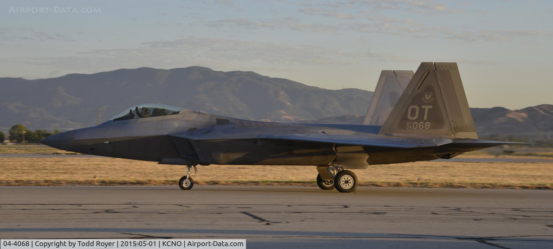 04-4068, 2004 Lockheed Martin F-22A Raptor C/N 4068, Taxing at the 2015 Planes of Fame Airshow