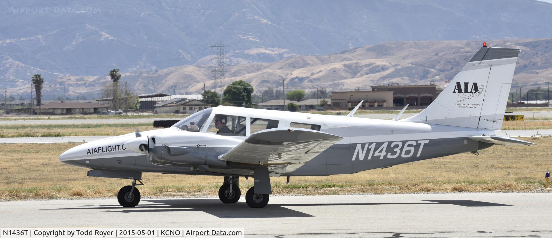 N1436T, 1972 Piper PA-34-200 Seneca C/N 34-7250317, Taxiing for departure at Chino