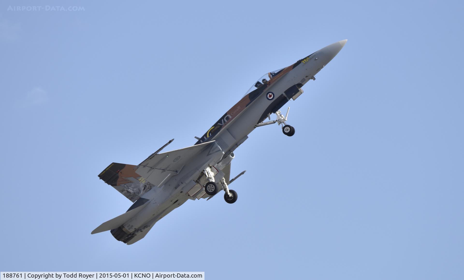 188761, 1986 McDonnell Douglas CF-188A Hornet C/N 417/A346, Flying at the 2015 Planes of Fame Airshow
